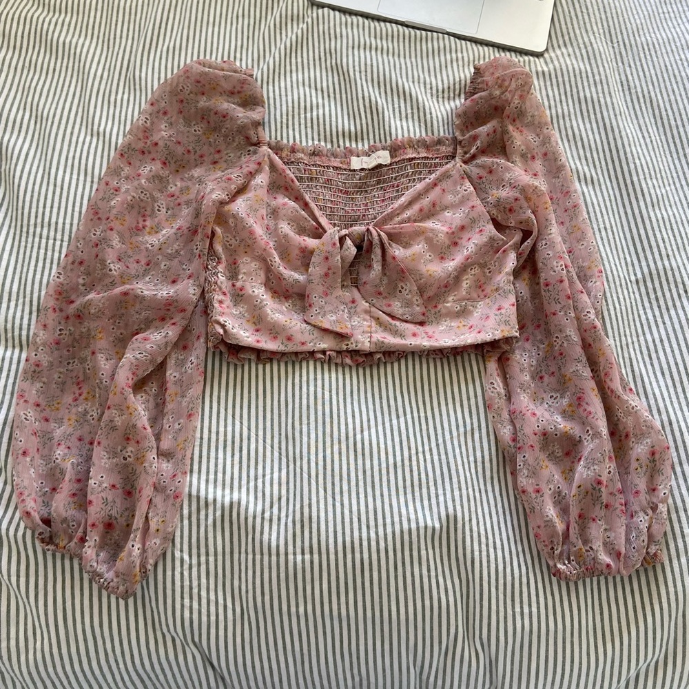 Fanco Francesca’s Sheer Floral Long Sleeve Crop Top Bow Tie Size Small